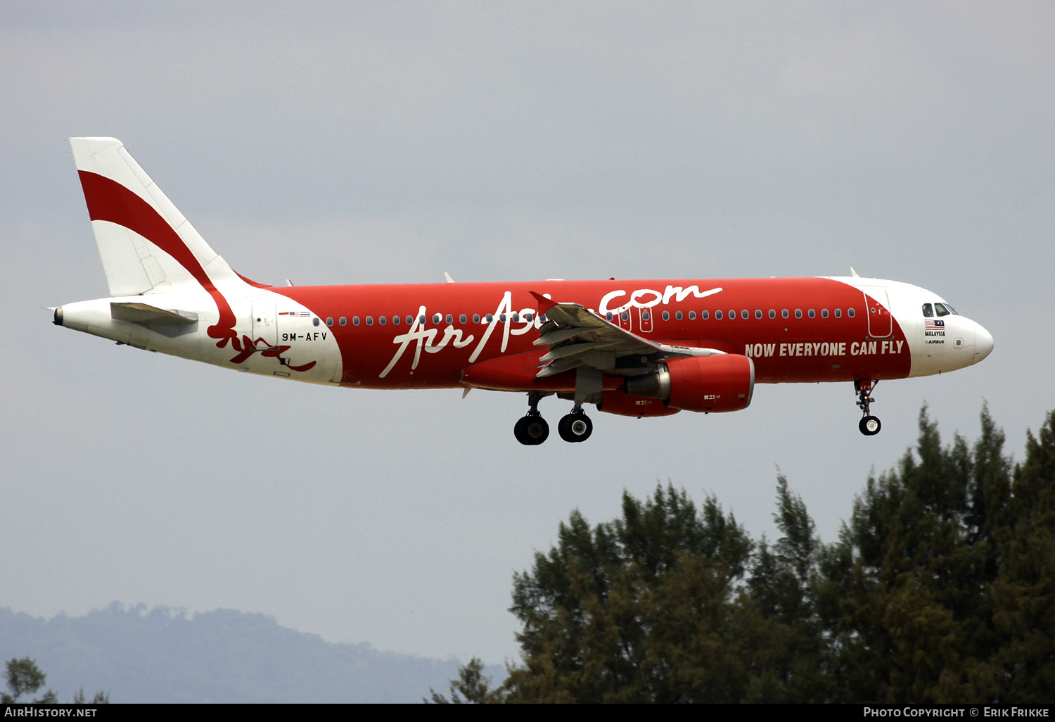 Aircraft Photo of 9M-AFV | Airbus A320-216 | AirAsia | AirHistory.net #352177