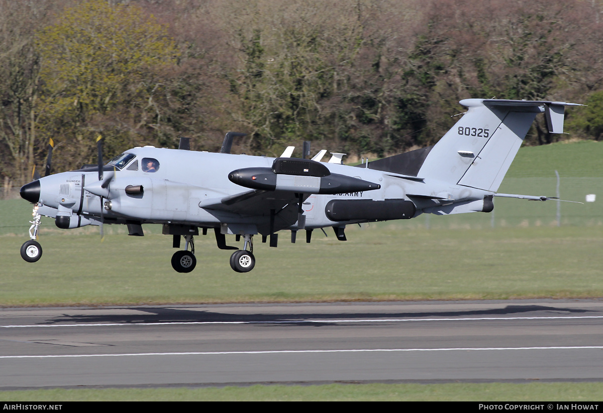 Aircraft Photo of 88-0325 / 80325 | Beech RC-12X Huron (A200CT) | USA - Army | AirHistory.net #352265