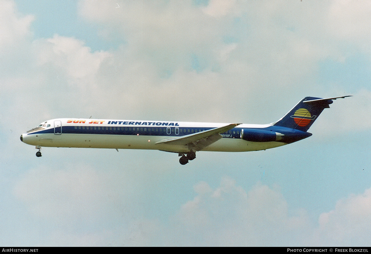 Aircraft Photo of N919PJ | McDonnell Douglas DC-9-51 | Sun Jet International | AirHistory.net #352331