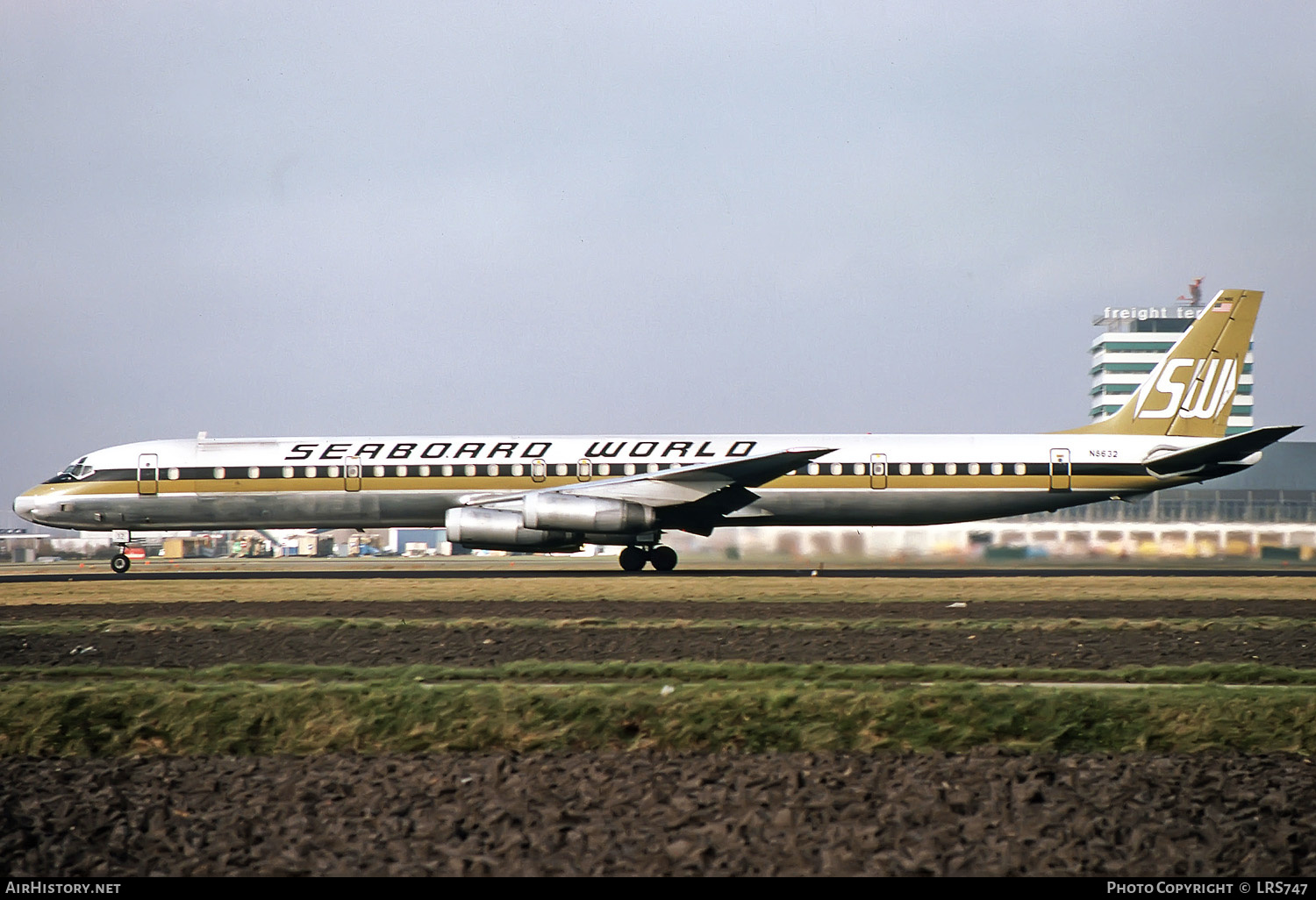 Aircraft Photo of N8632 | McDonnell Douglas DC-8-63CF | Seaboard World Airlines | AirHistory.net #352351