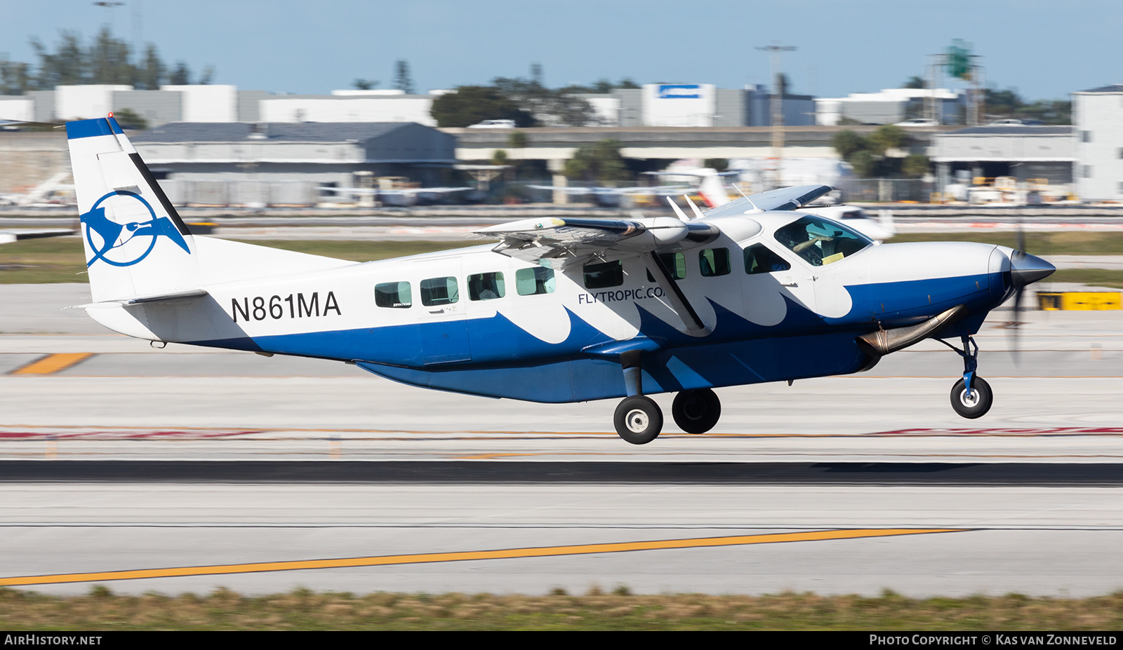 Aircraft Photo of N861MA | Cessna 208B Grand Caravan | Tropic Ocean Airways | AirHistory.net #352393