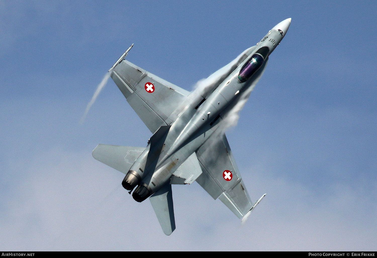 Aircraft Photo of J-5010 | McDonnell Douglas F/A-18C Hornet | Switzerland - Air Force | AirHistory.net #352479