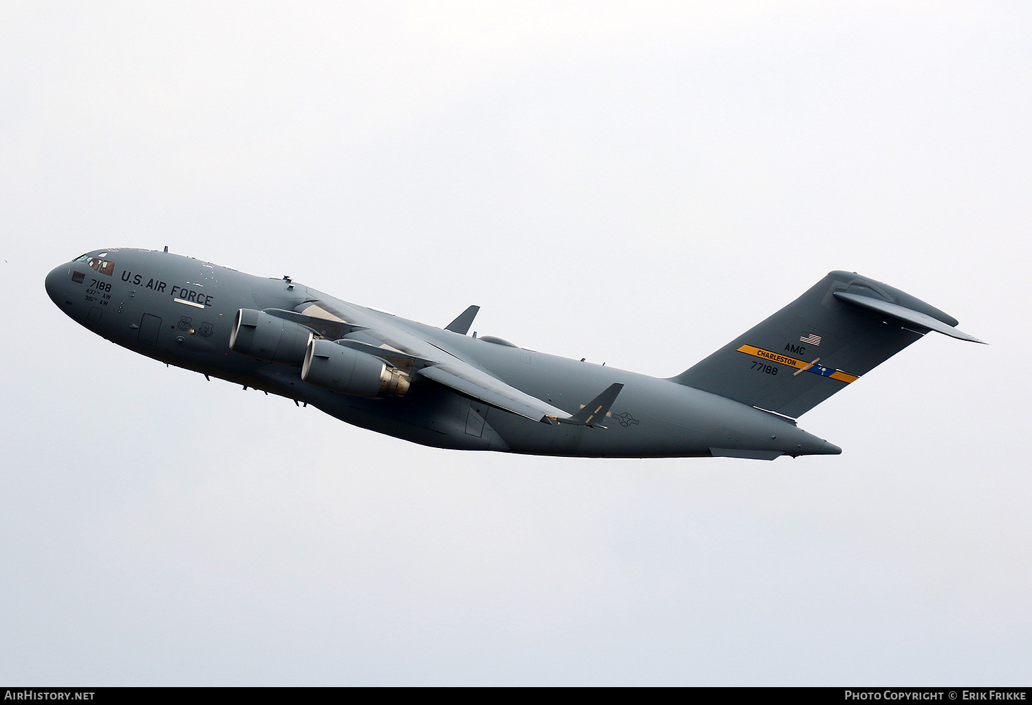 Aircraft Photo of 07-7188 / 77188 | Boeing C-17A Globemaster III | USA - Air Force | AirHistory.net #352532