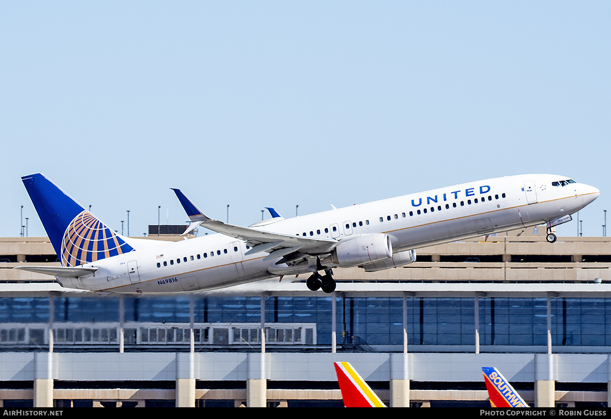 Aircraft Photo of N69816 | Boeing 737-924/ER | United Airlines | AirHistory.net #352625