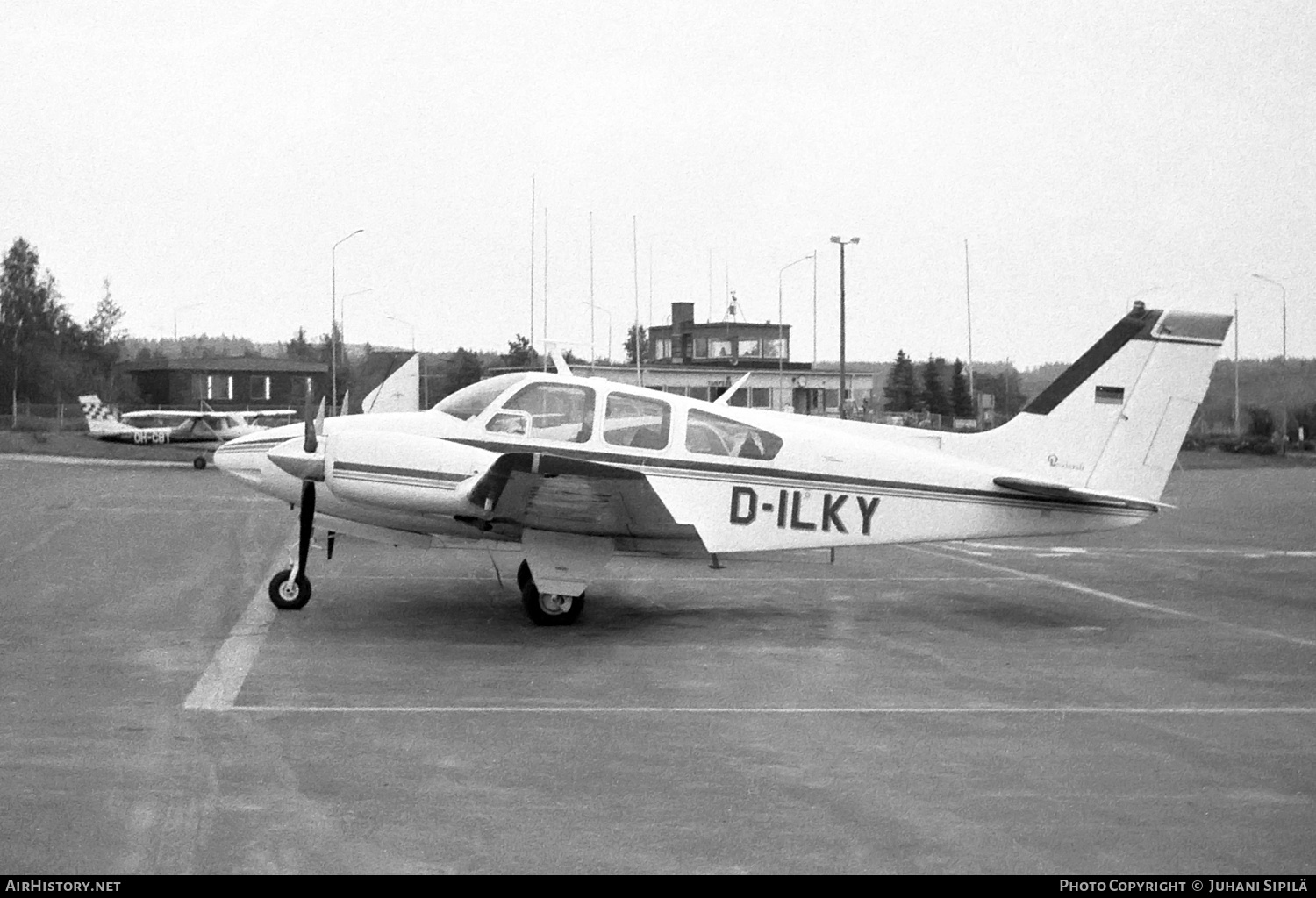Aircraft Photo of D-ILKY | Beech 95-B55 Baron | AirHistory.net #352657