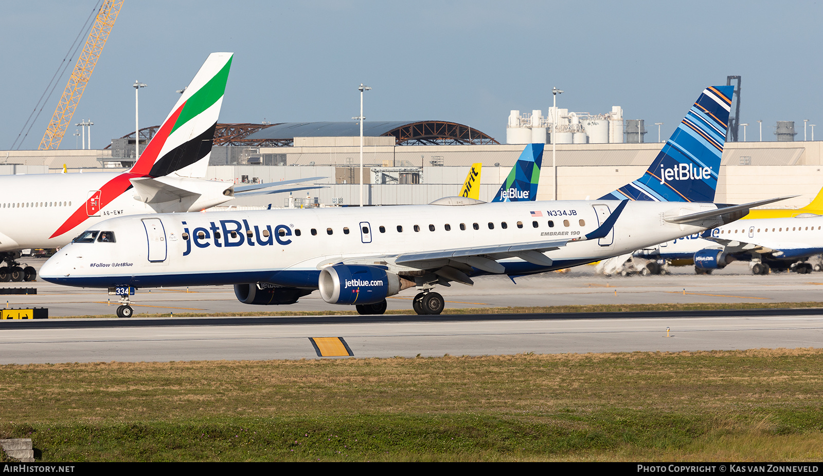 Aircraft Photo of N334JB | Embraer 190AR (ERJ-190-100IGW) | JetBlue Airways | AirHistory.net #352768