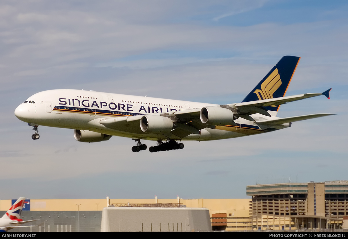 Aircraft Photo of 9V-SKF | Airbus A380-841 | Singapore Airlines | AirHistory.net #352873