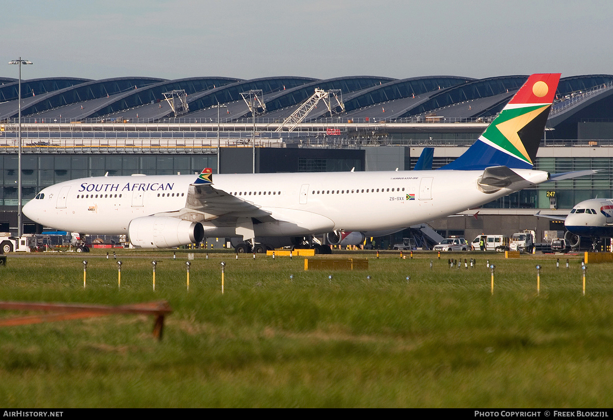 Aircraft Photo of ZS-SXX | Airbus A330-243 | South African Airways | AirHistory.net #352881