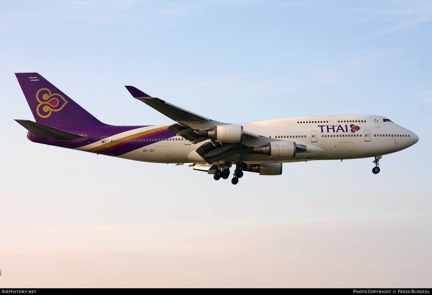 Aircraft Photo of HS-TGY | Boeing 747-4D7 | Thai Airways International | AirHistory.net #352996