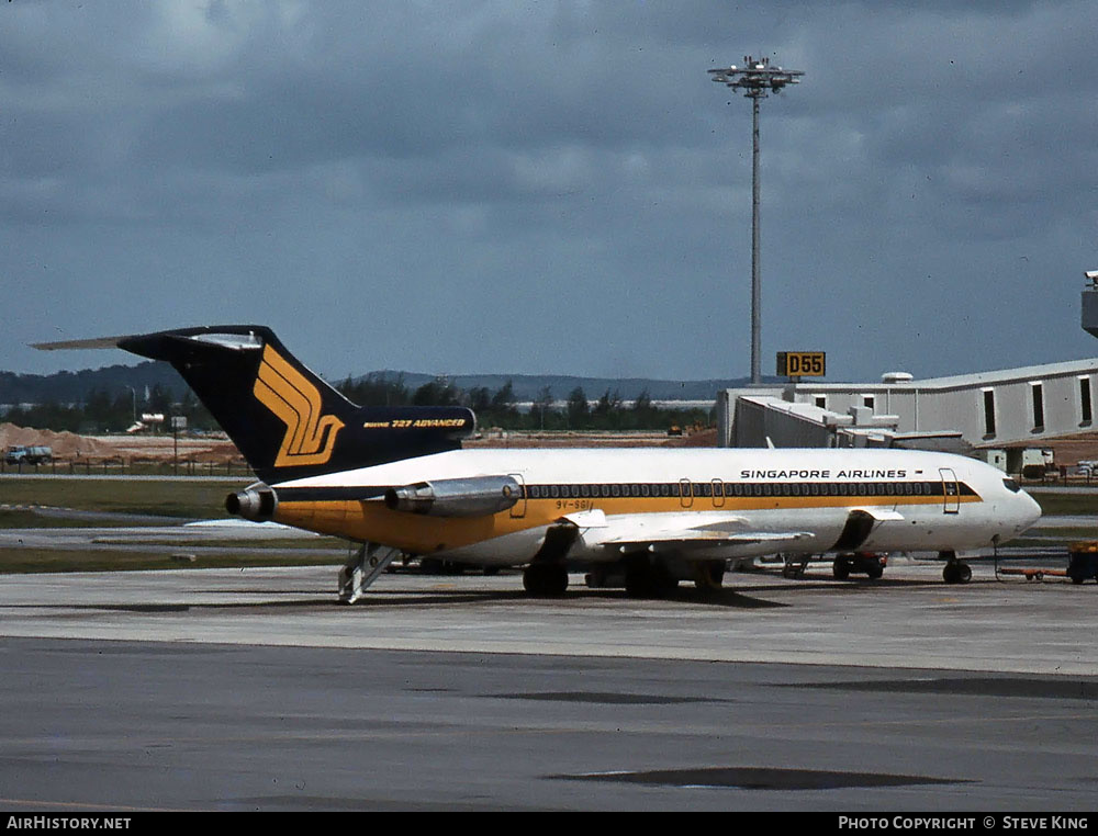 Aircraft Photo of 9V-SGI | Boeing 727-212/Adv | Singapore Airlines | AirHistory.net #353065