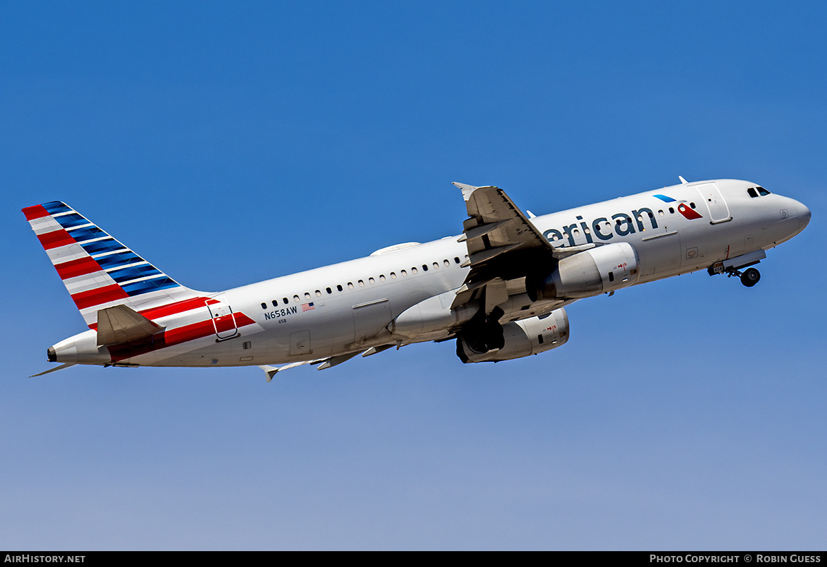 Aircraft Photo of N658AW | Airbus A320-232 | American Airlines | AirHistory.net #353077
