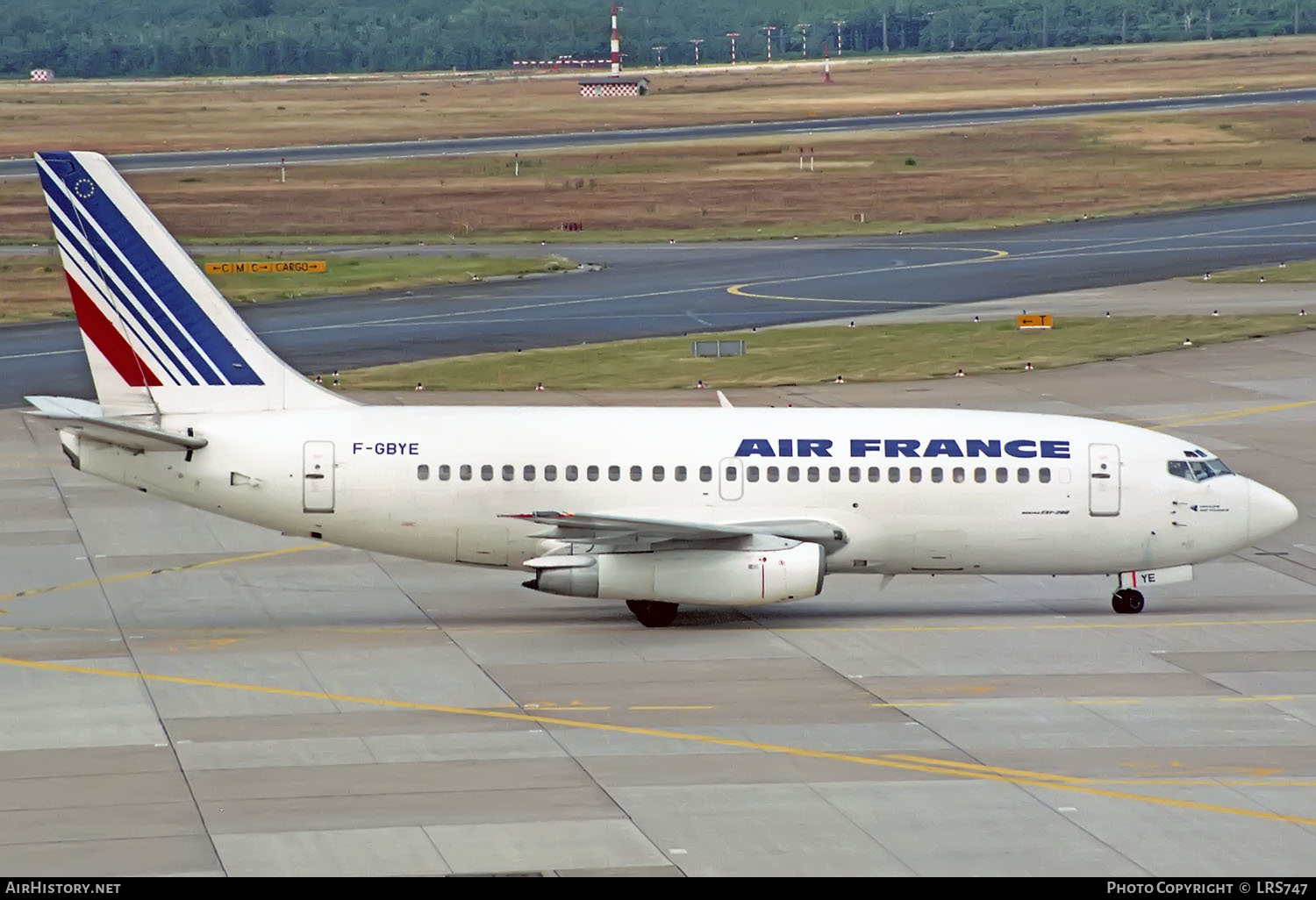 Aircraft Photo of F-GBYE | Boeing 737-228/Adv | Air France | AirHistory.net #353140