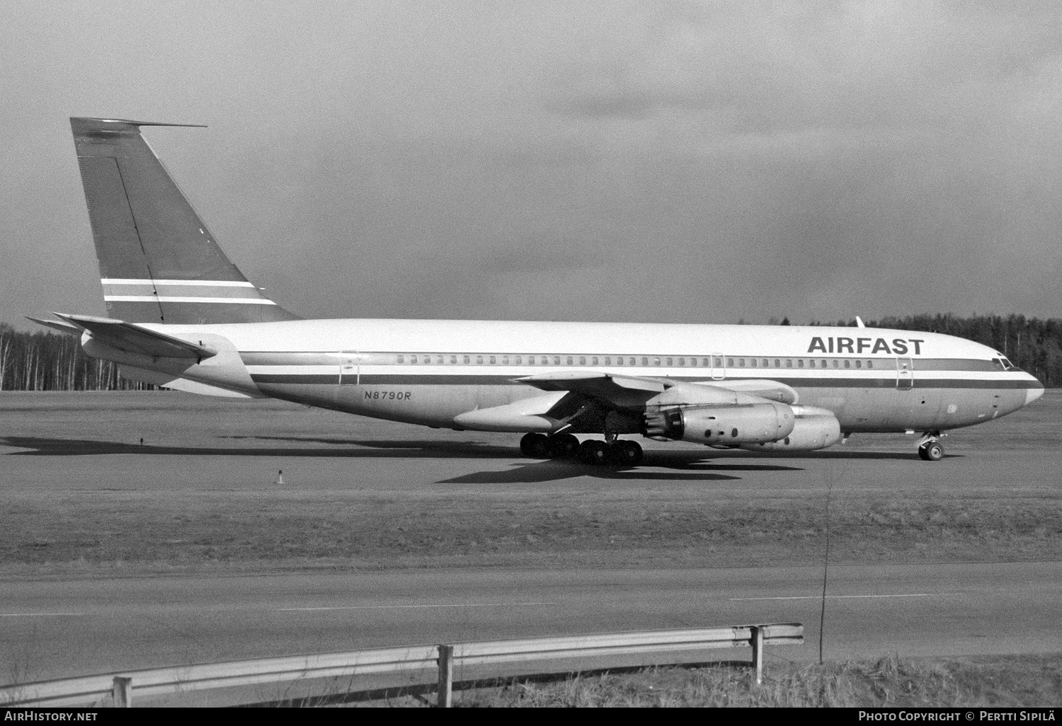 Aircraft Photo of N8790R | Boeing 720-048 | AirFast | AirHistory.net #353195