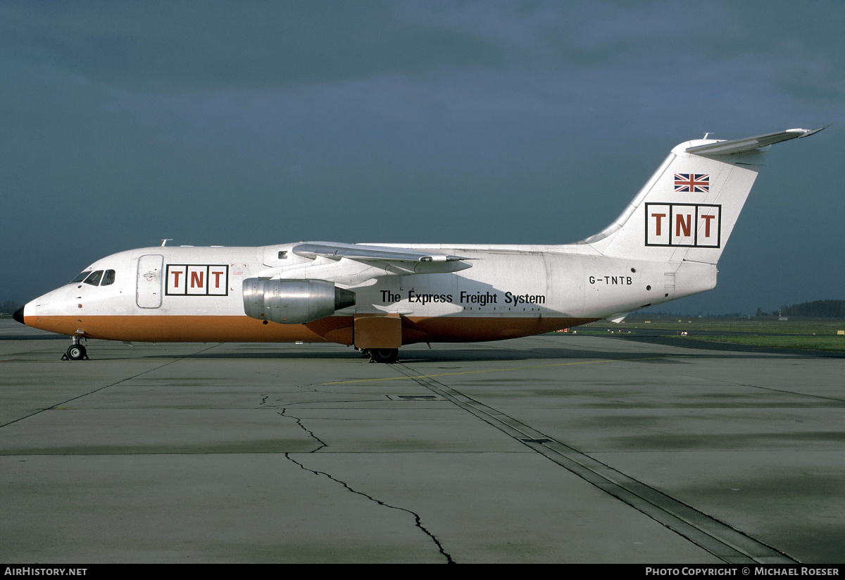 Aircraft Photo of G-TNTB | British Aerospace BAe-146-200QT Quiet Trader | TNT Express | AirHistory.net #353245
