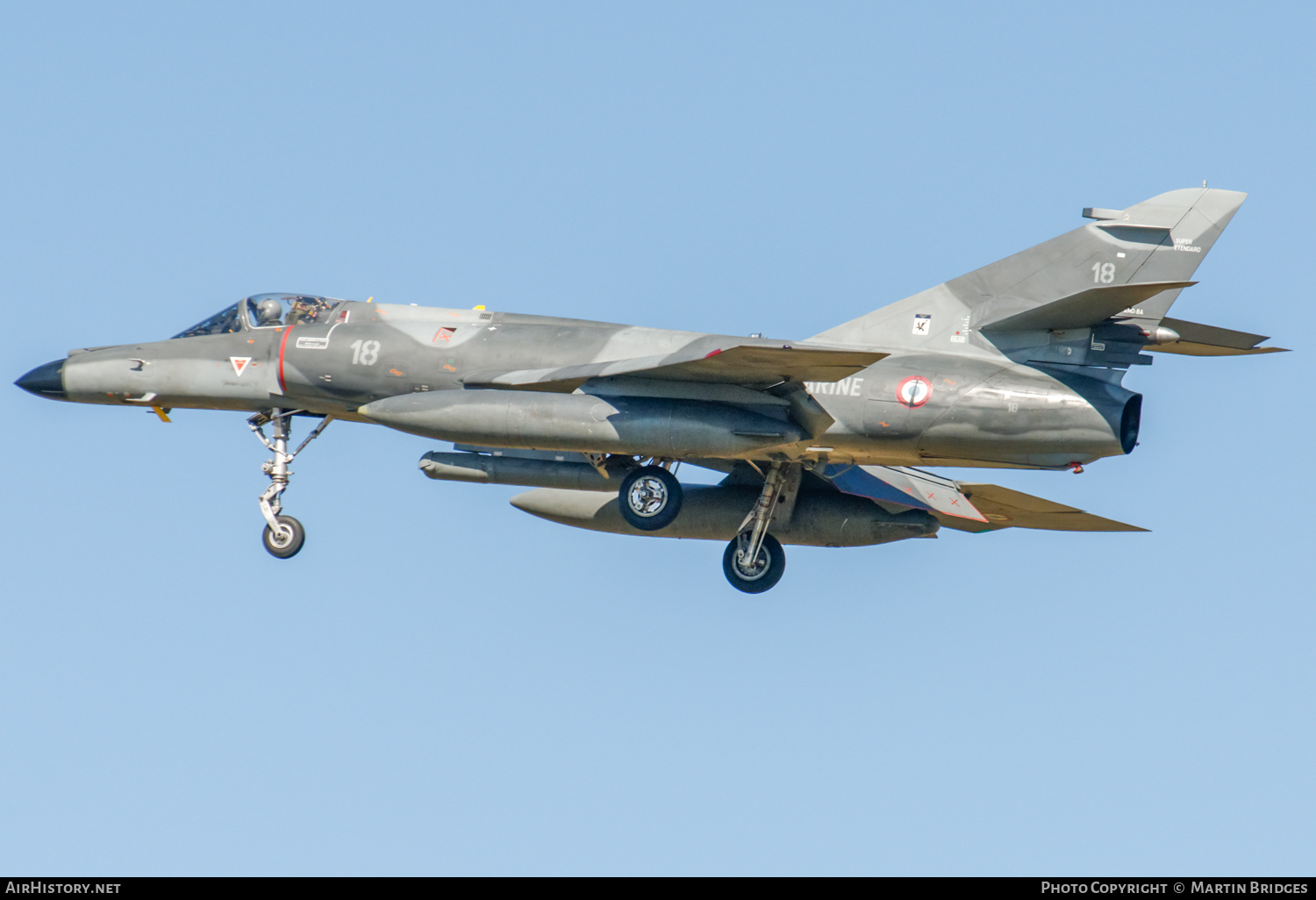 Aircraft Photo of 18 | Dassault Super Etendard Modernisé | France - Navy | AirHistory.net #353302
