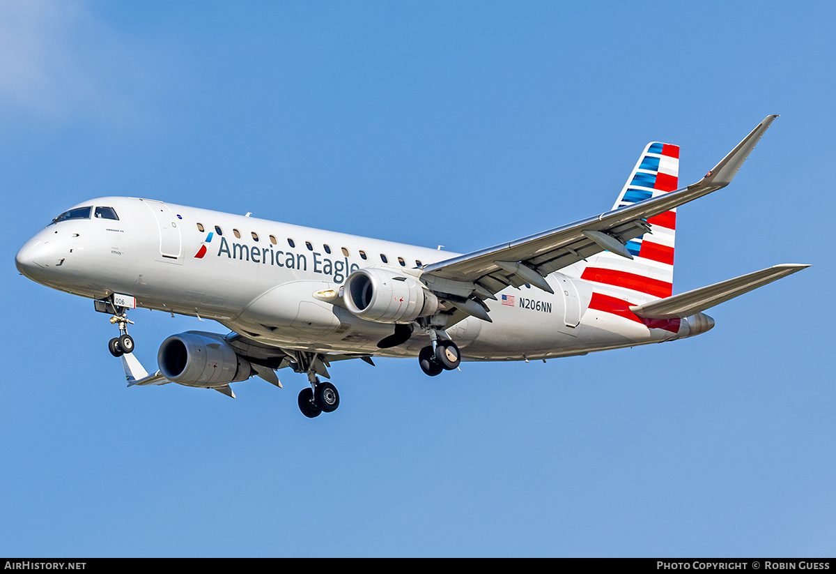 Aircraft Photo of N206NN | Embraer 175LR (ERJ-170-200LR) | American Eagle | AirHistory.net #353333