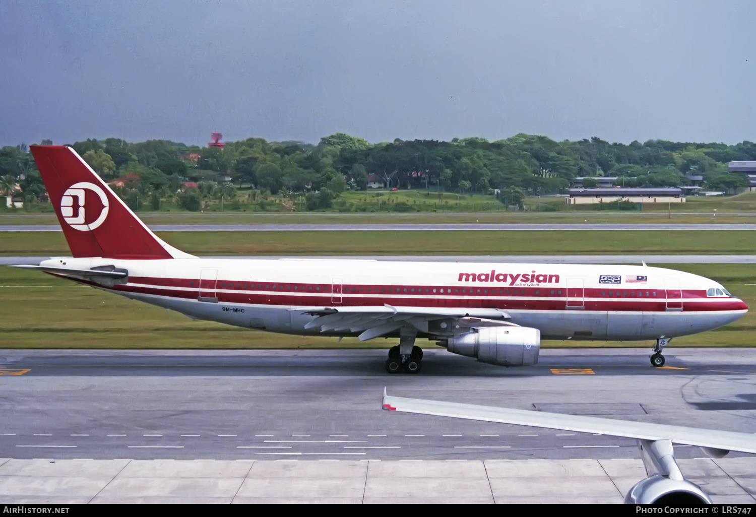 Aircraft Photo of 9M-MHC | Airbus A300B4-203 | Malaysian Airline System - MAS | AirHistory.net #353415