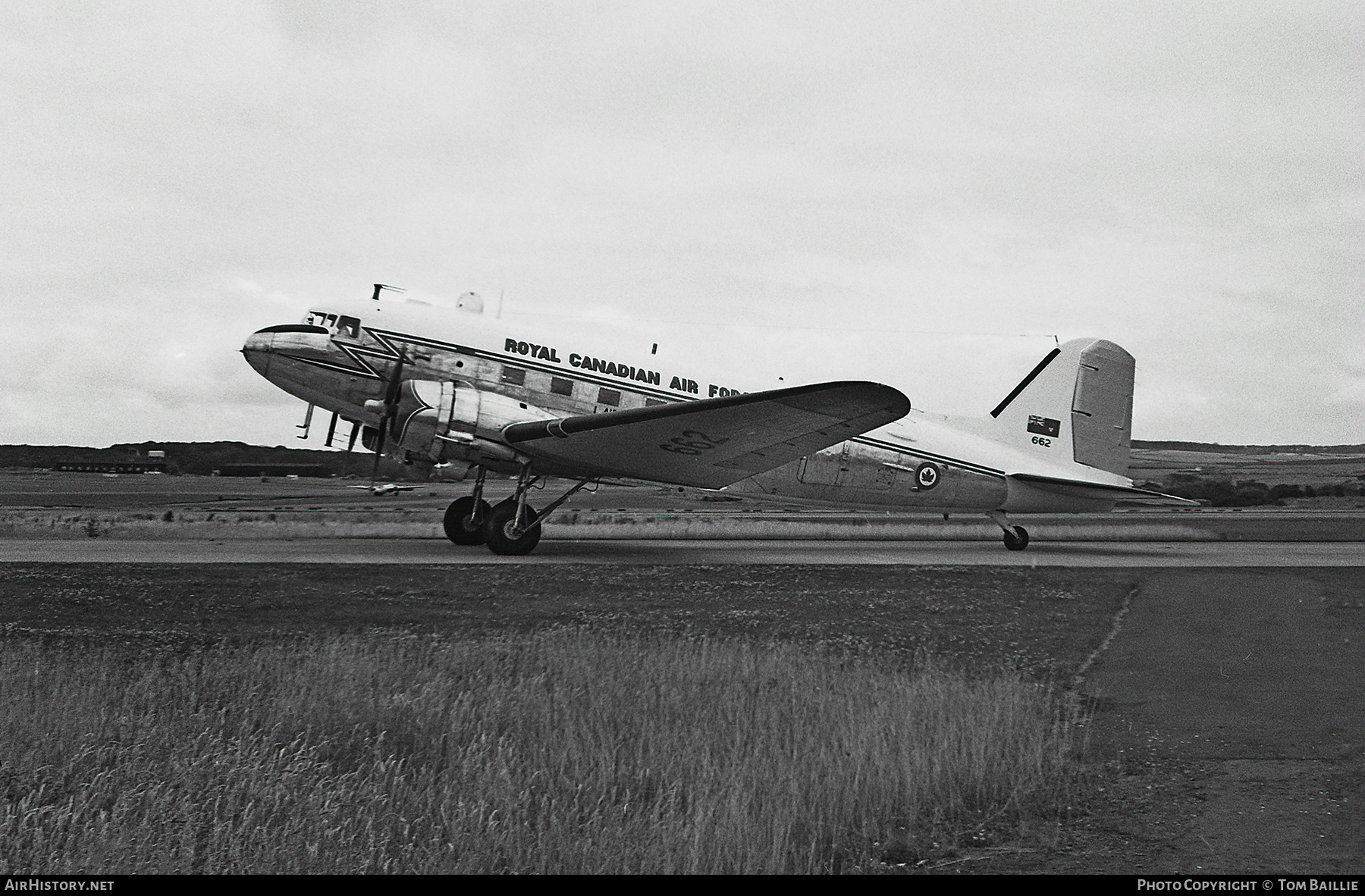 Aircraft Photo of 662 | Douglas C-47A Skytrain | Canada - Air Force | AirHistory.net #353487