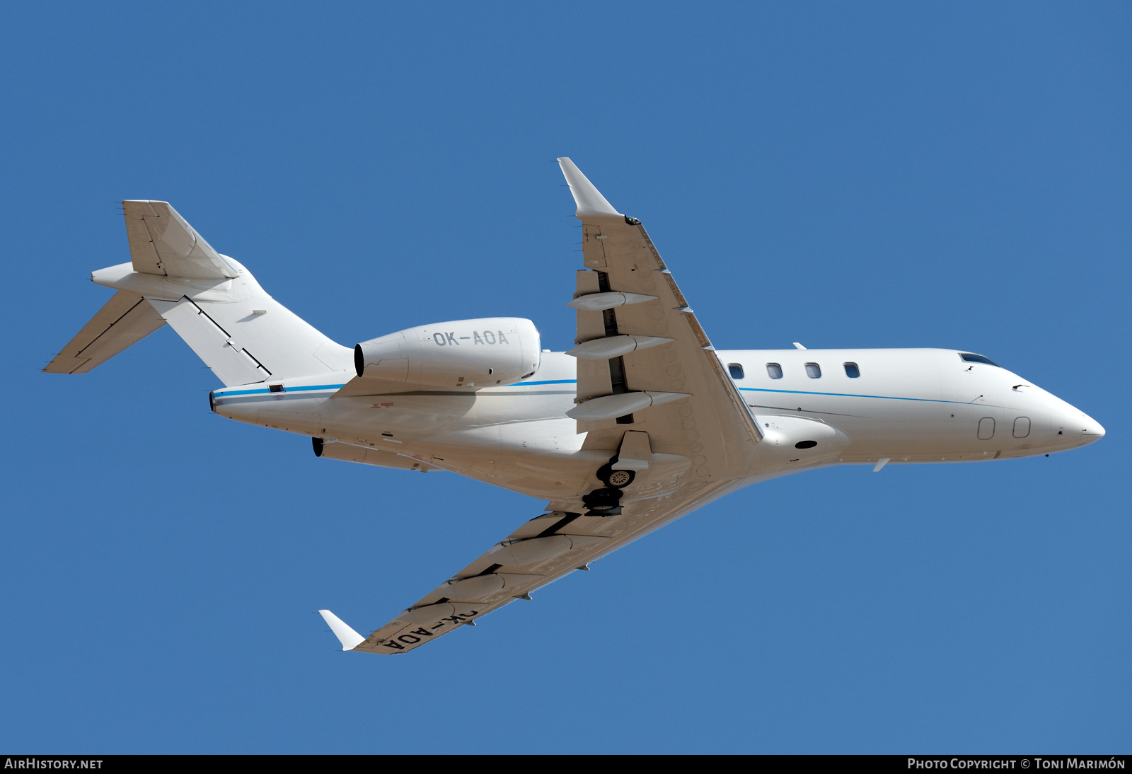 Aircraft Photo of OKAOA Bombardier Challenger 300 (BD1001A10