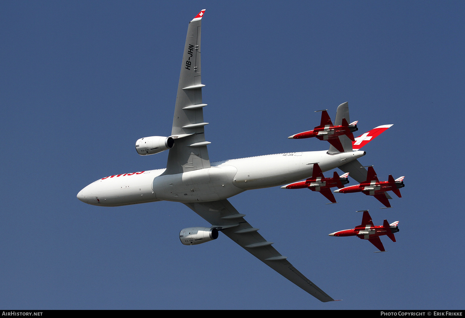 Aircraft Photo of HB-JHN | Airbus A330-343 | Swiss International Air Lines | AirHistory.net #353617