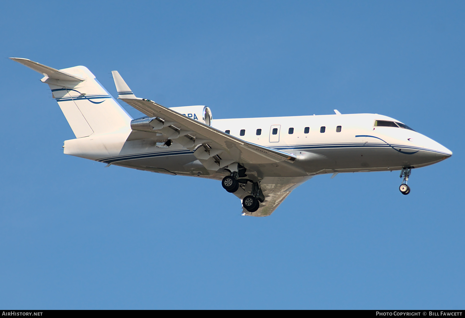 Aircraft Photo of C-GQPA | Bombardier Challenger 604 (CL-600-2B16) | AirHistory.net #353645