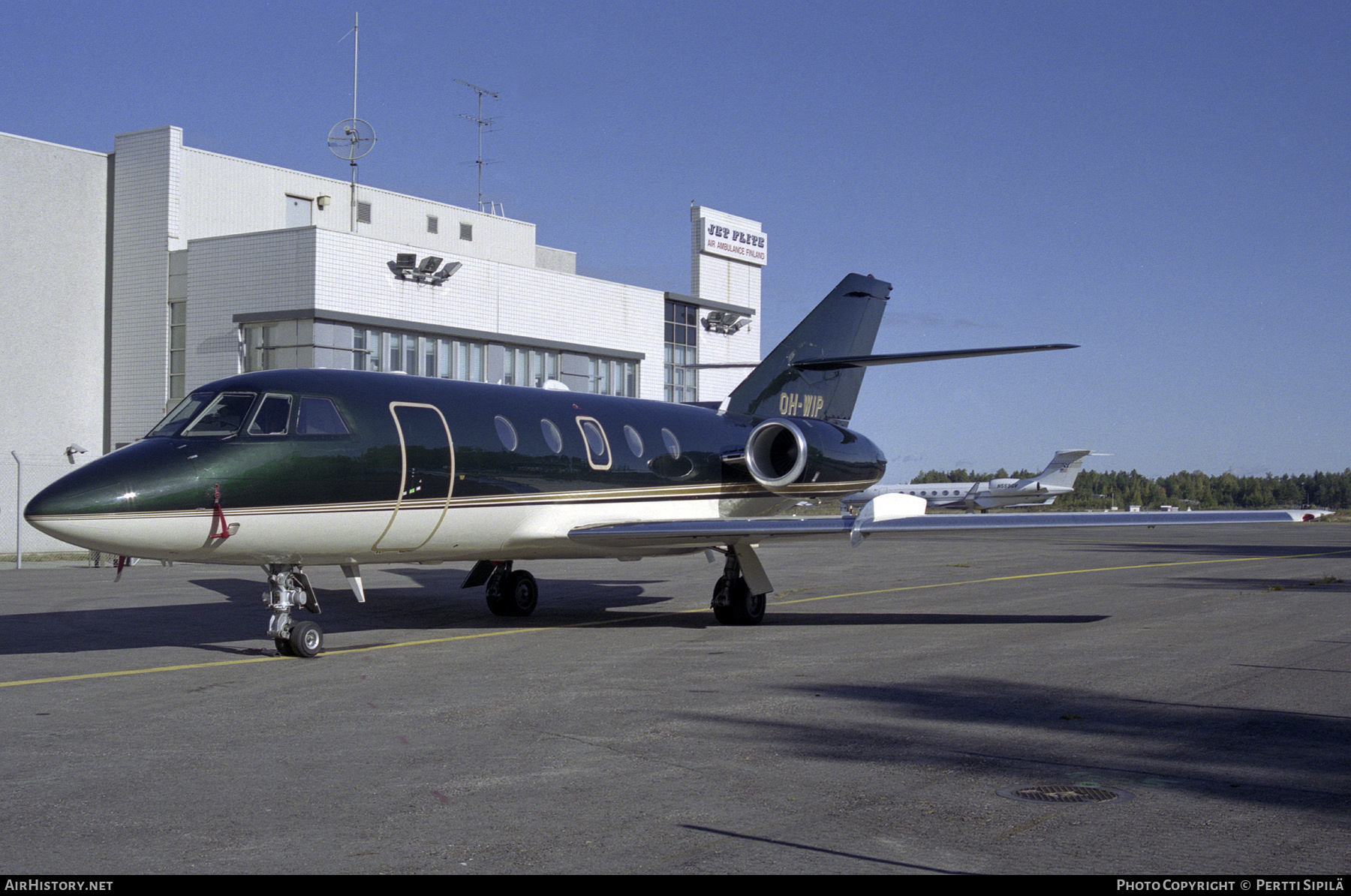 Aircraft Photo of OH-WIP | Dassault Falcon 20F-5 | AirHistory.net #353684