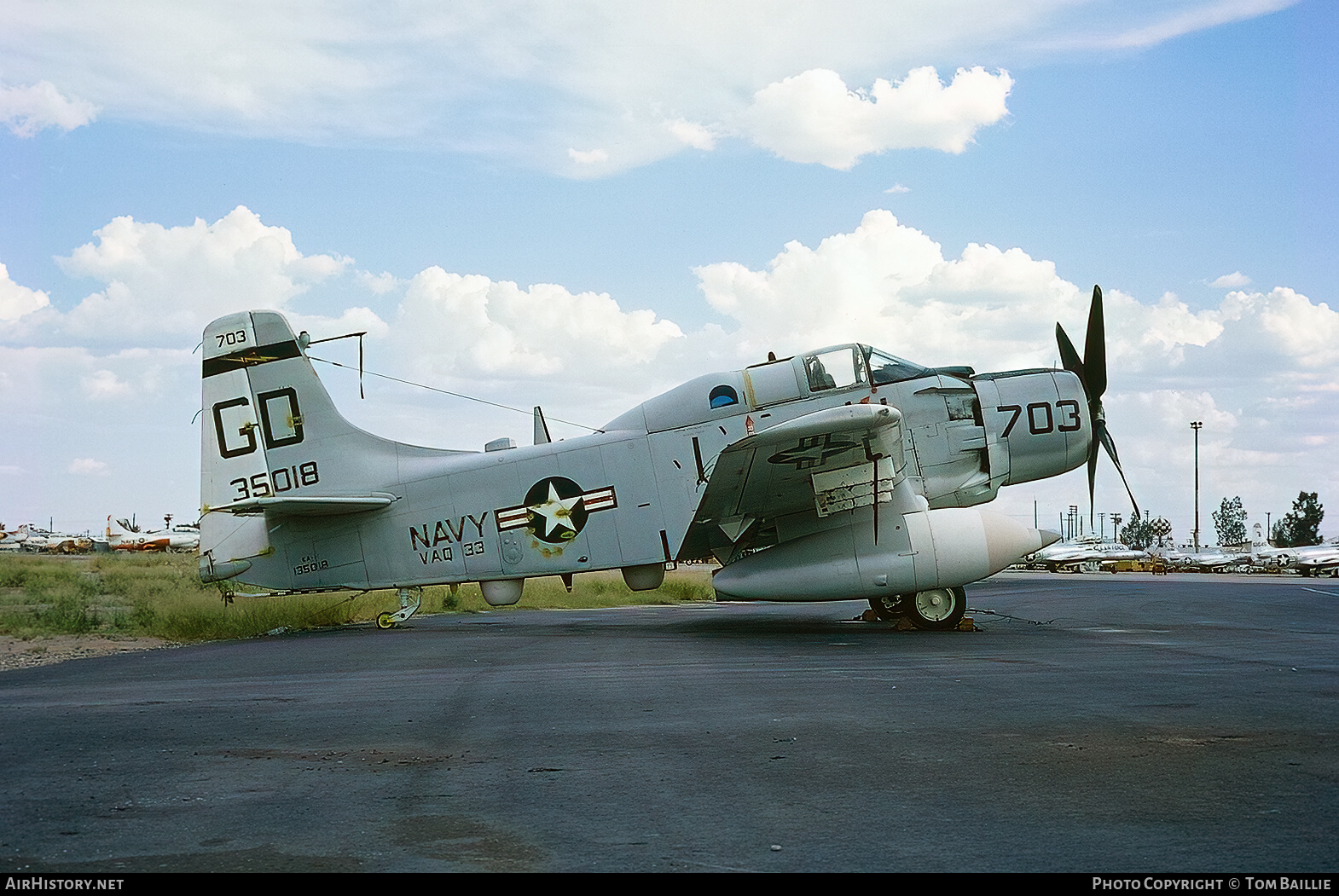 Aircraft Photo of 135018 / 35018 | Douglas EA-1F Skyraider (AD-5Q) | USA - Navy | AirHistory.net #353779