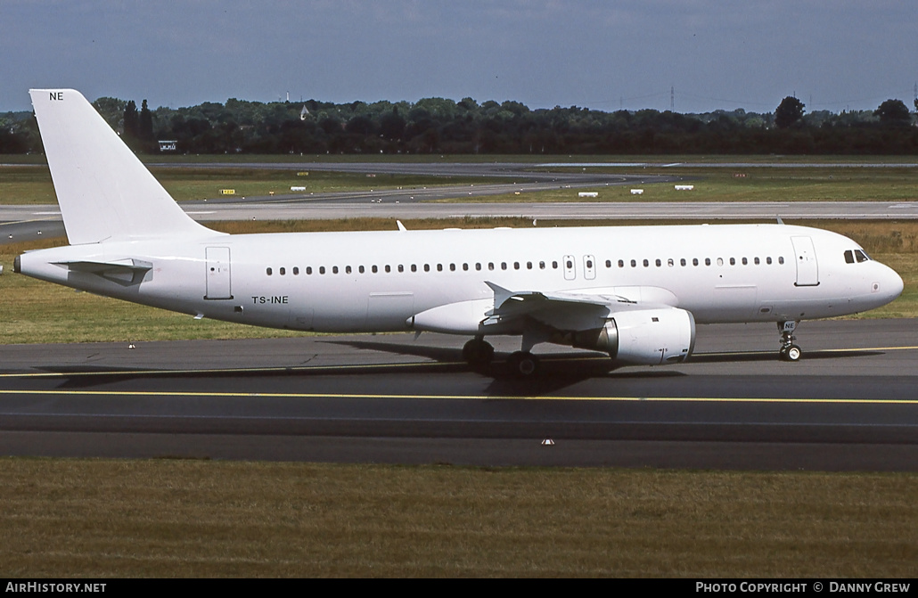 Aircraft Photo of TS-INE | Airbus A320-212 | AirHistory.net #353799