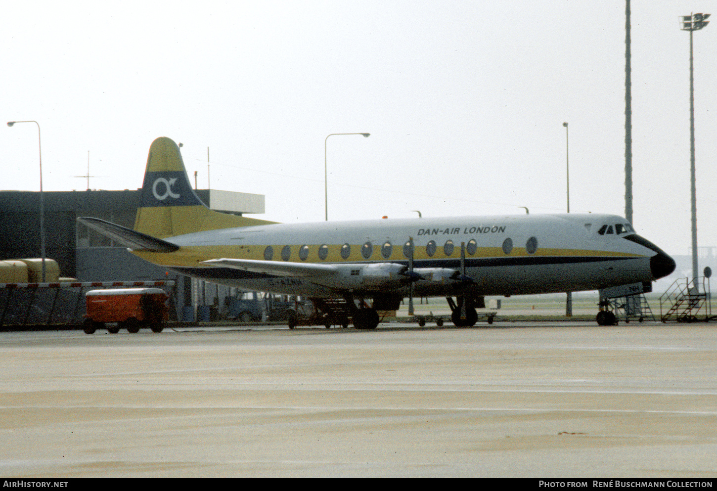 Aircraft Photo of G-AZNH | Vickers 814 Viscount | Dan-Air London | AirHistory.net #354092