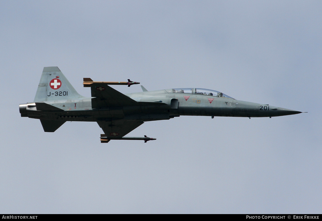 Aircraft Photo of J-3201 | Northrop F-5F Tiger II | Switzerland - Air Force | AirHistory.net #354201