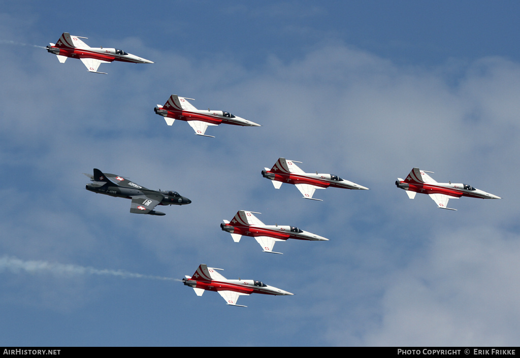 Aircraft Photo of HB-RVU | Hawker Hunter F58 | Switzerland - Air Force | AirHistory.net #354228