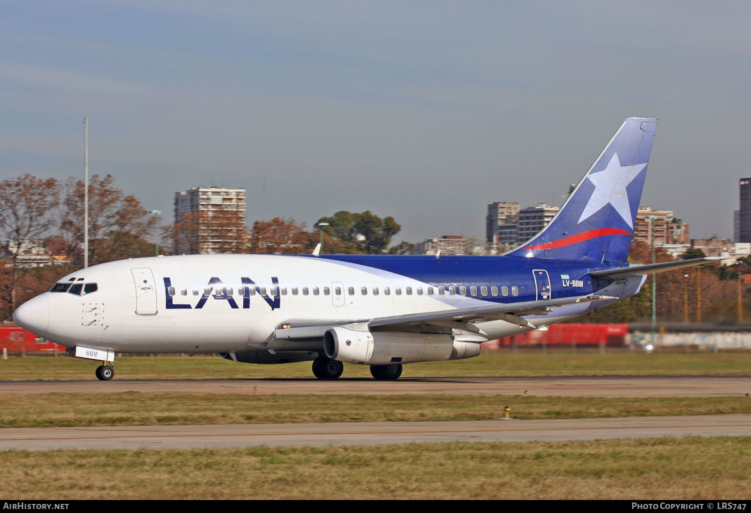 Aircraft Photo of LV-BBM | Boeing 737-230/Adv | LAN Airlines - Línea Aérea Nacional | AirHistory.net #354267