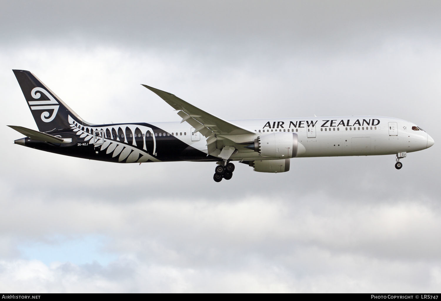 Aircraft Photo of ZK-NZJ | Boeing 787-9 Dreamliner | Air New Zealand | AirHistory.net #354288