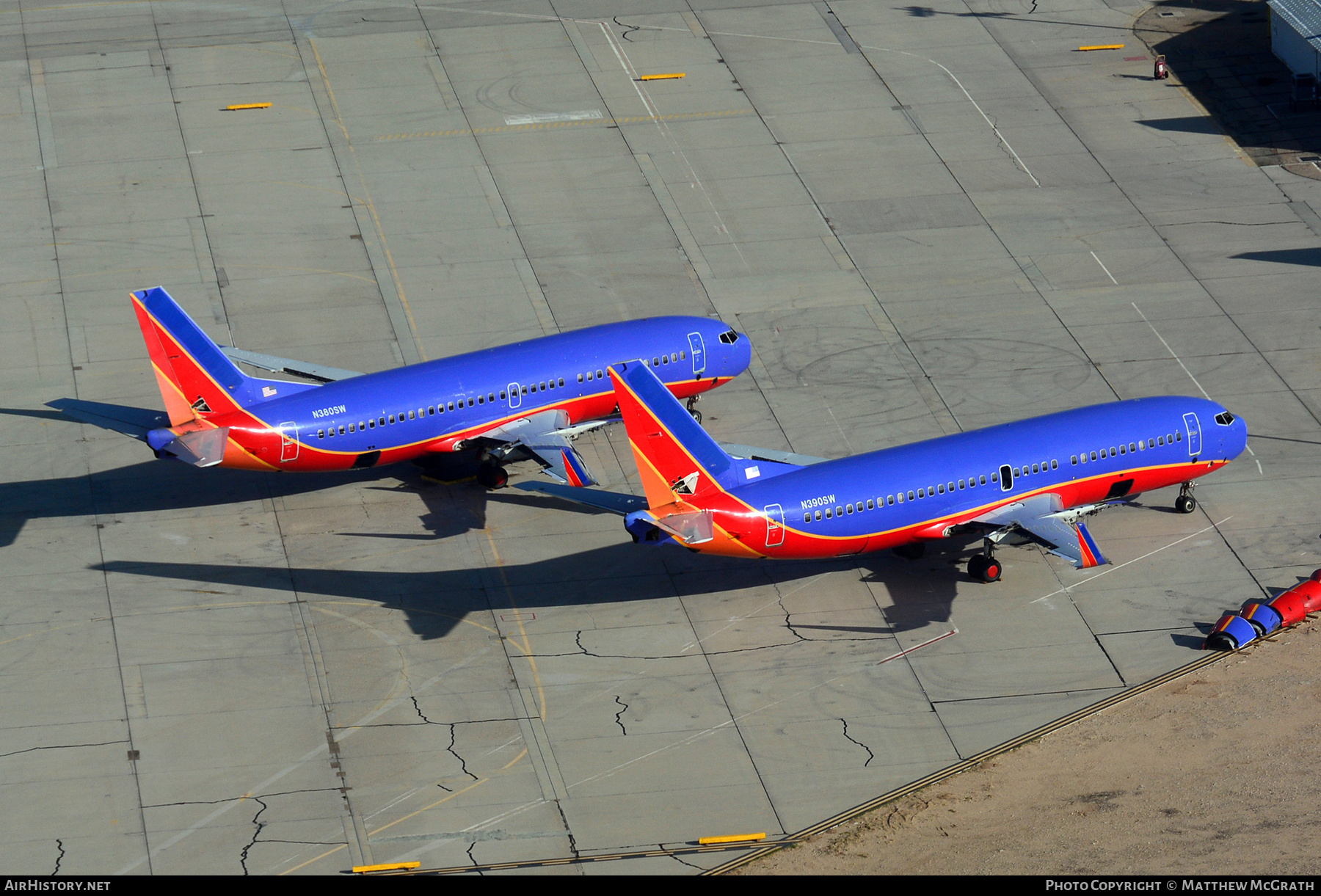 Aircraft Photo of N390SW | Boeing 737-3H4 | AirHistory.net #354298