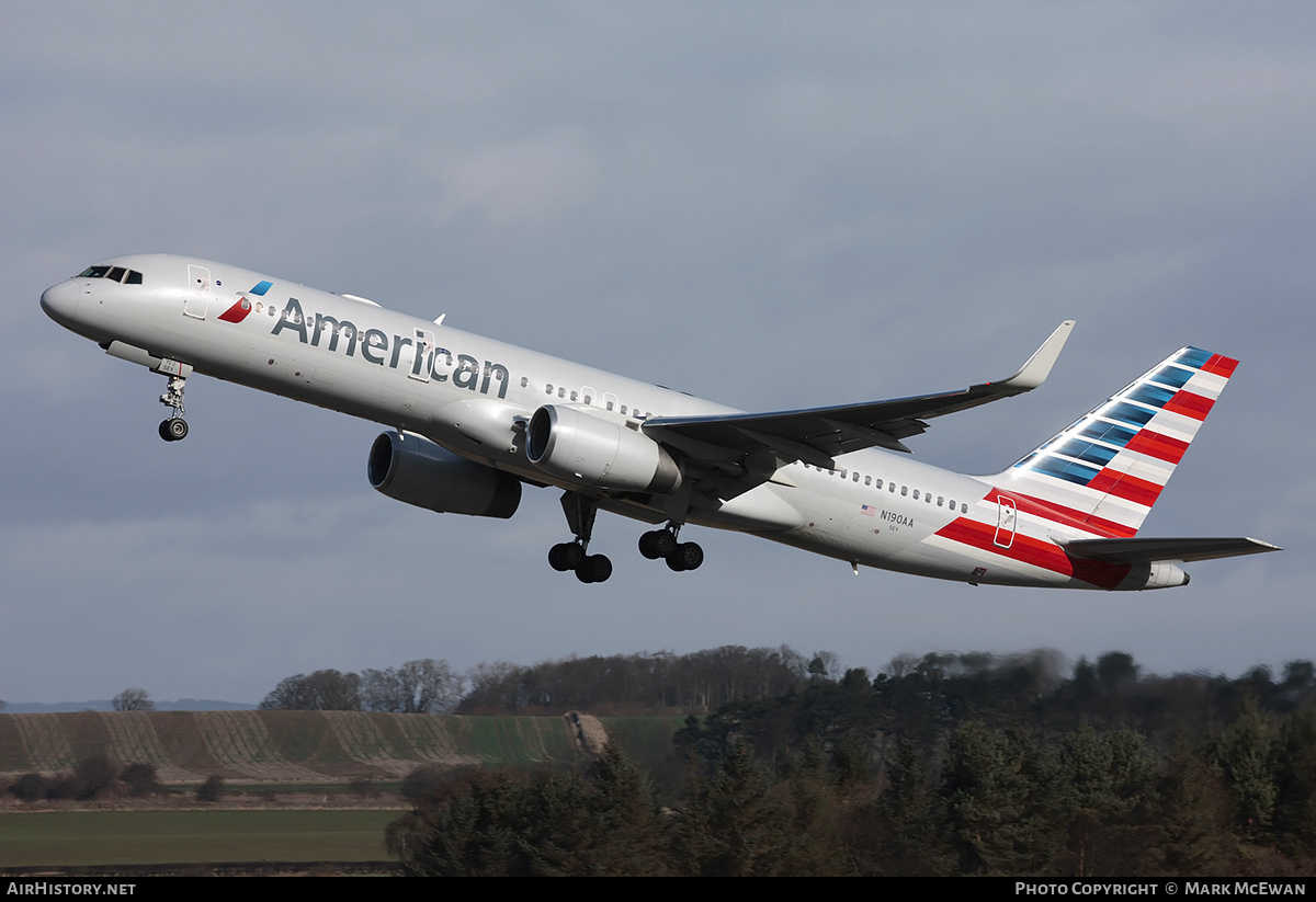 Aircraft Photo of N190AA | Boeing 757-223 | American Airlines | AirHistory.net #354310