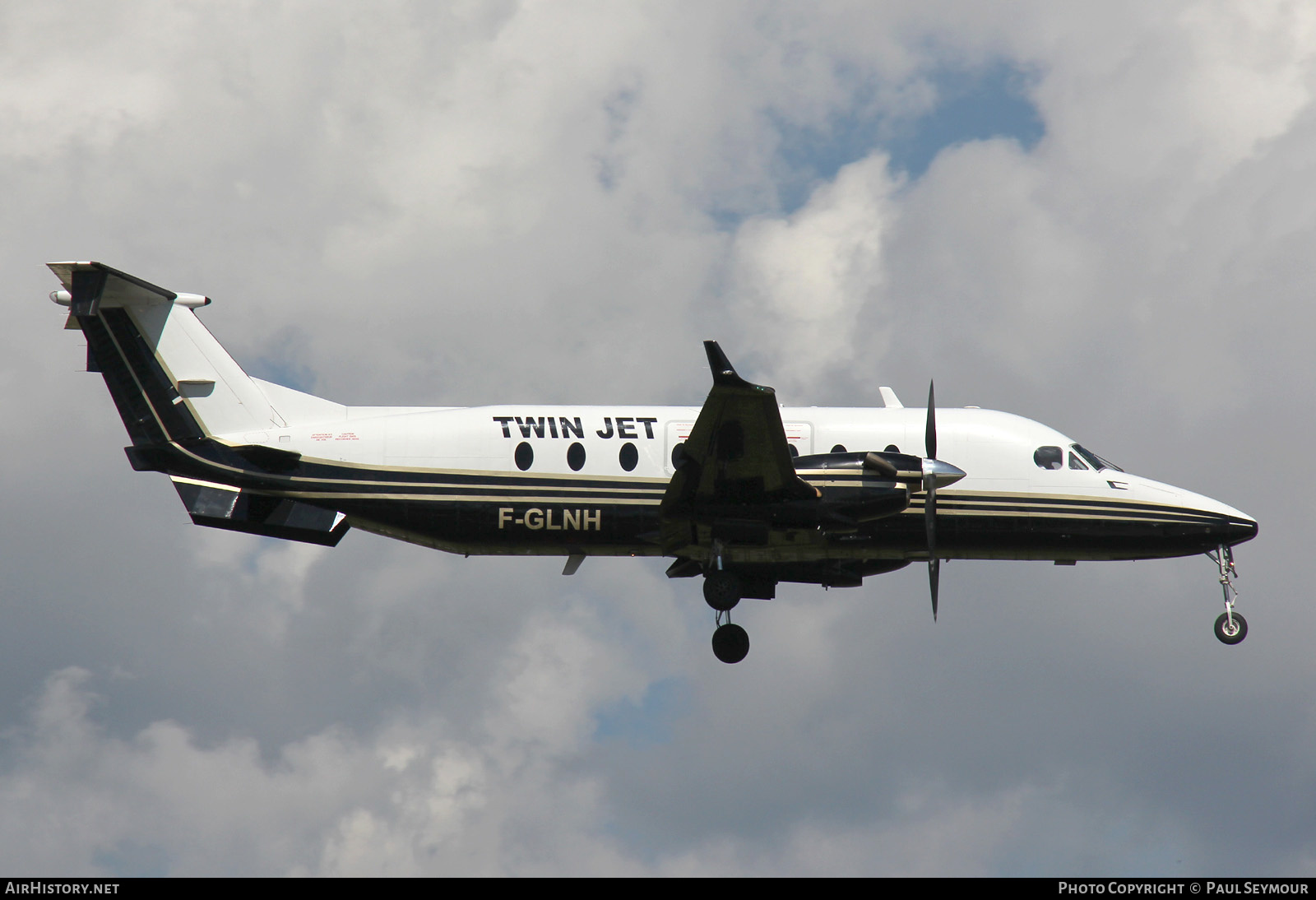 Aircraft Photo of F-GLNH | Beech 1900D | Twin Jet | AirHistory.net #354345