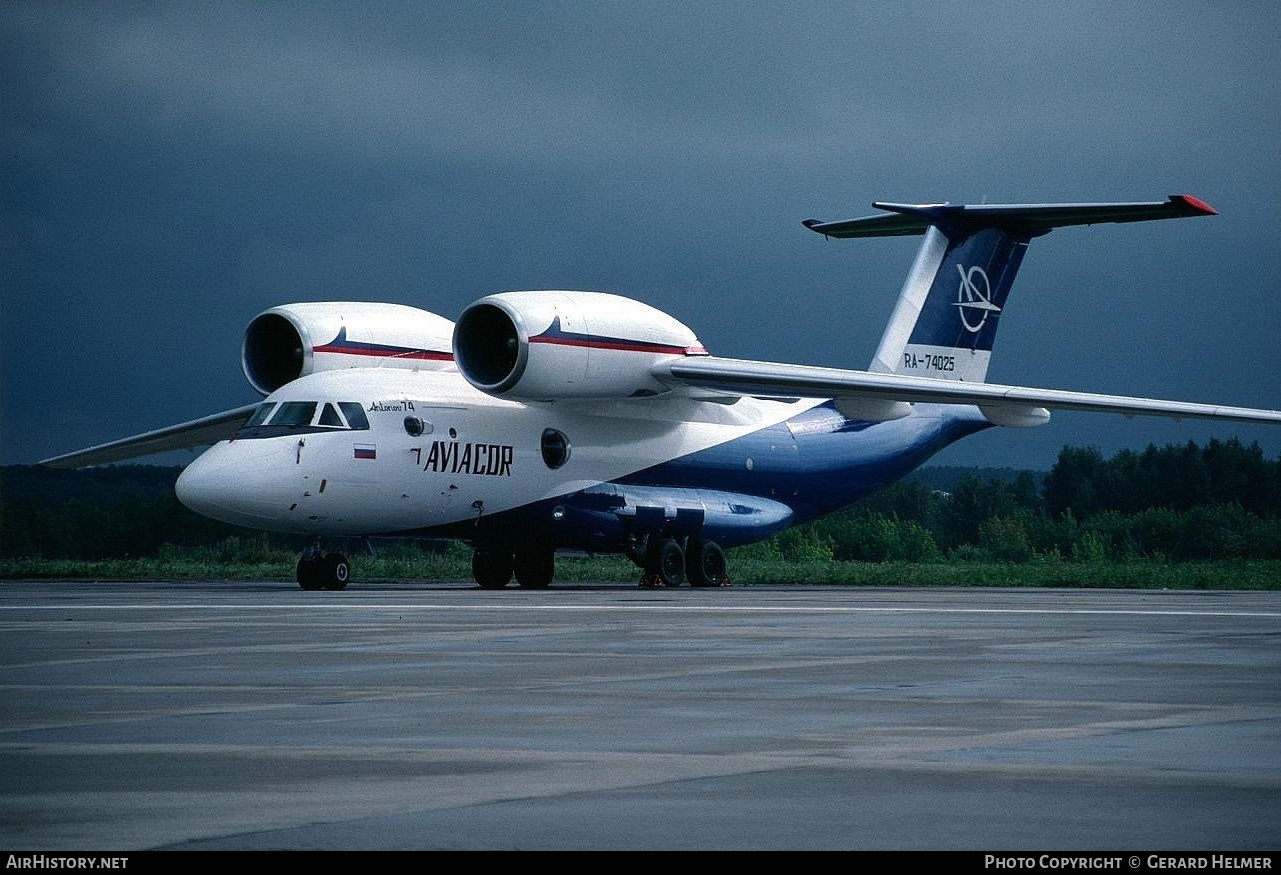 Aircraft Photo of RA-74025 | Antonov An-74 | Aviacor | AirHistory.net #354420