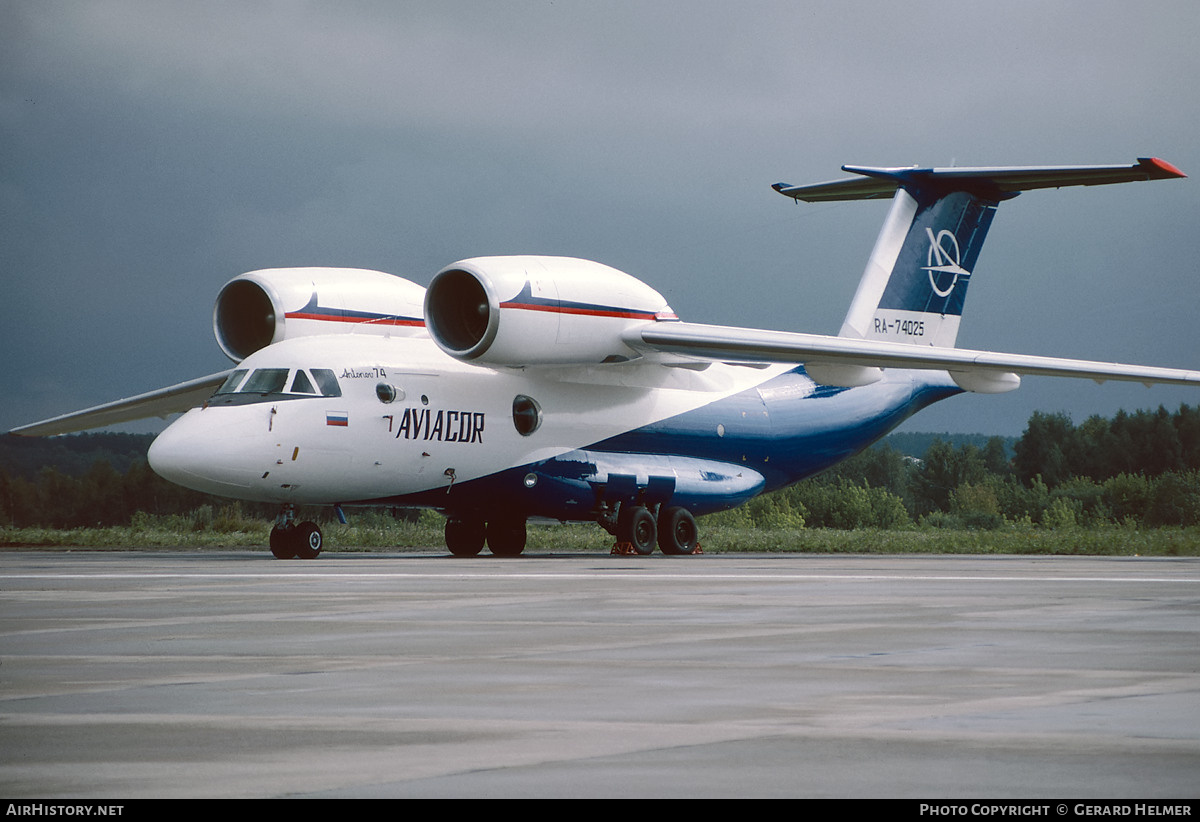 Aircraft Photo of RA-74025 | Antonov An-74 | Aviacor | AirHistory.net #354420