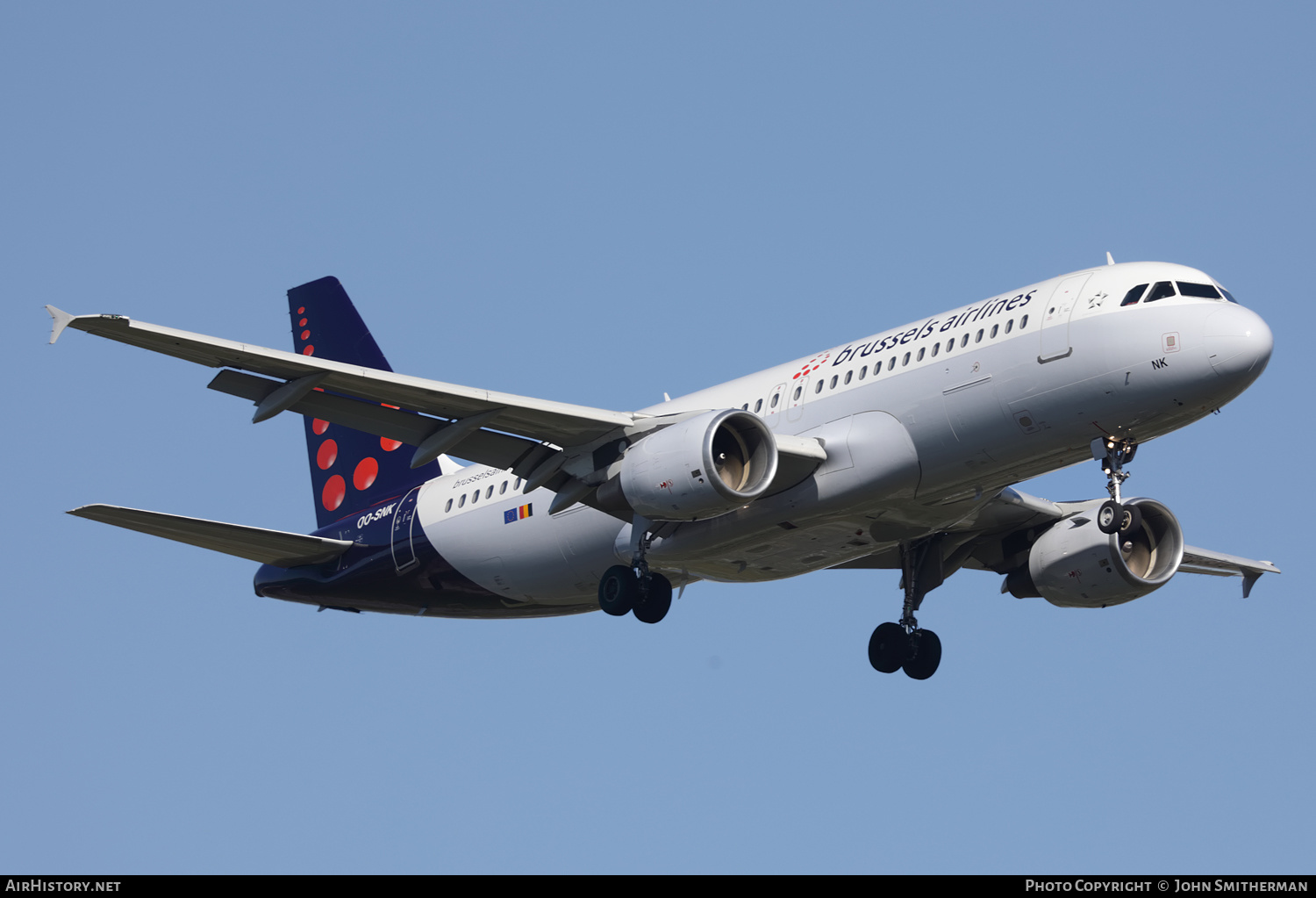 Aircraft Photo of OO-SNK | Airbus A320-214 | Brussels Airlines | AirHistory.net #354461