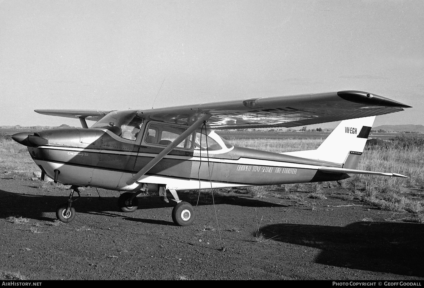 Aircraft Photo of VH-DMX | Cessna 172F Skyhawk | Dampier Taxi Service Air Charter | AirHistory.net #354524