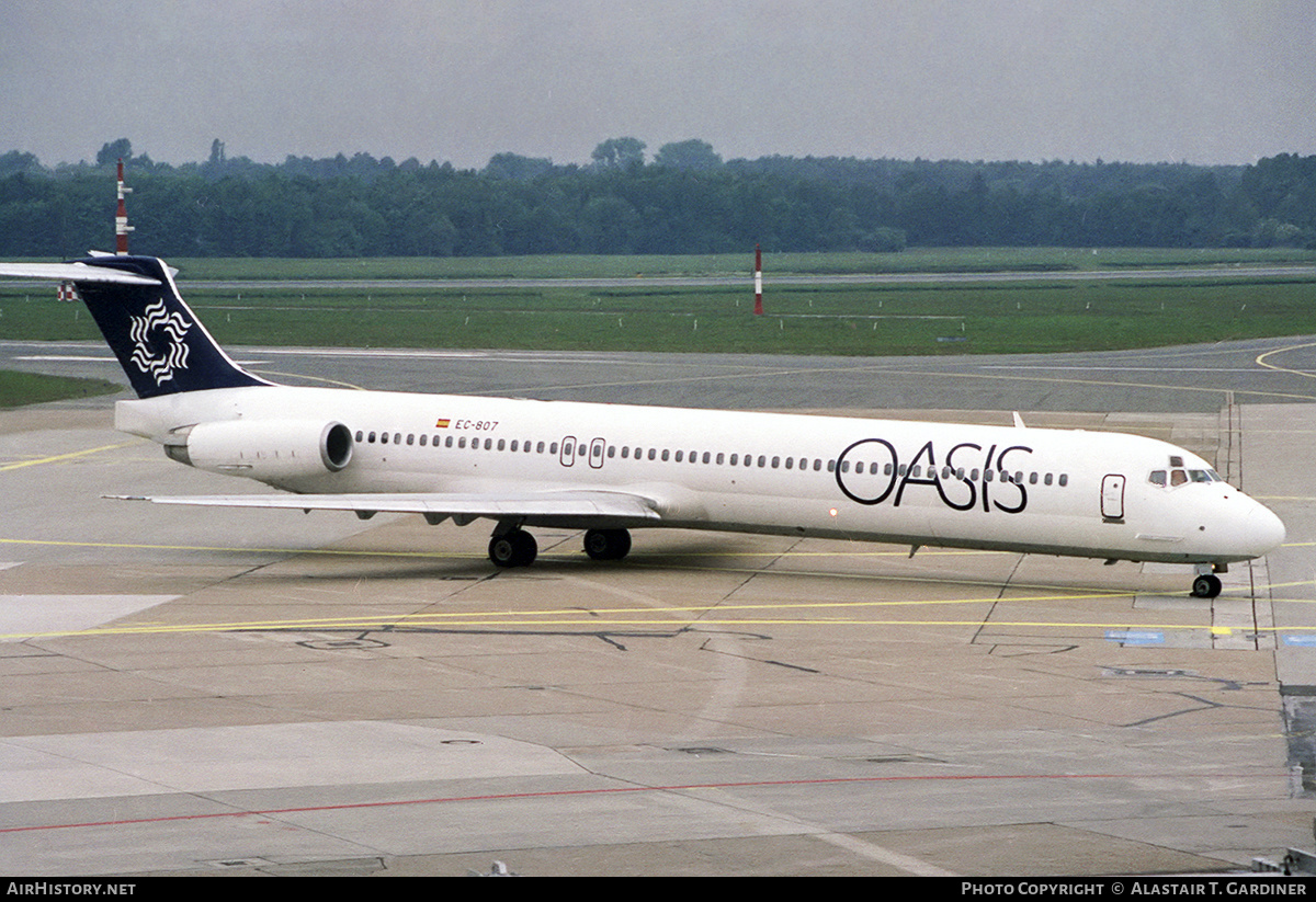 Aircraft Photo of EC-807 | McDonnell Douglas MD-83 (DC-9-83) | Oasis International Airlines | AirHistory.net #354542