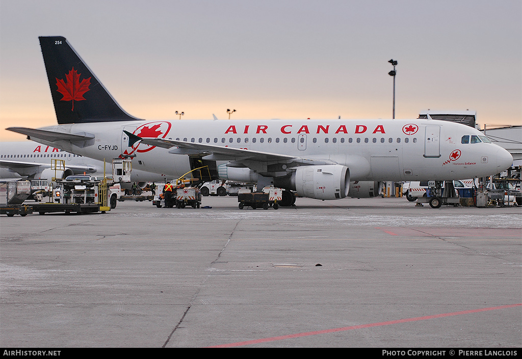 Aircraft Photo of C-FYJD | Airbus A319-114 | Air Canada | AirHistory.net #354638