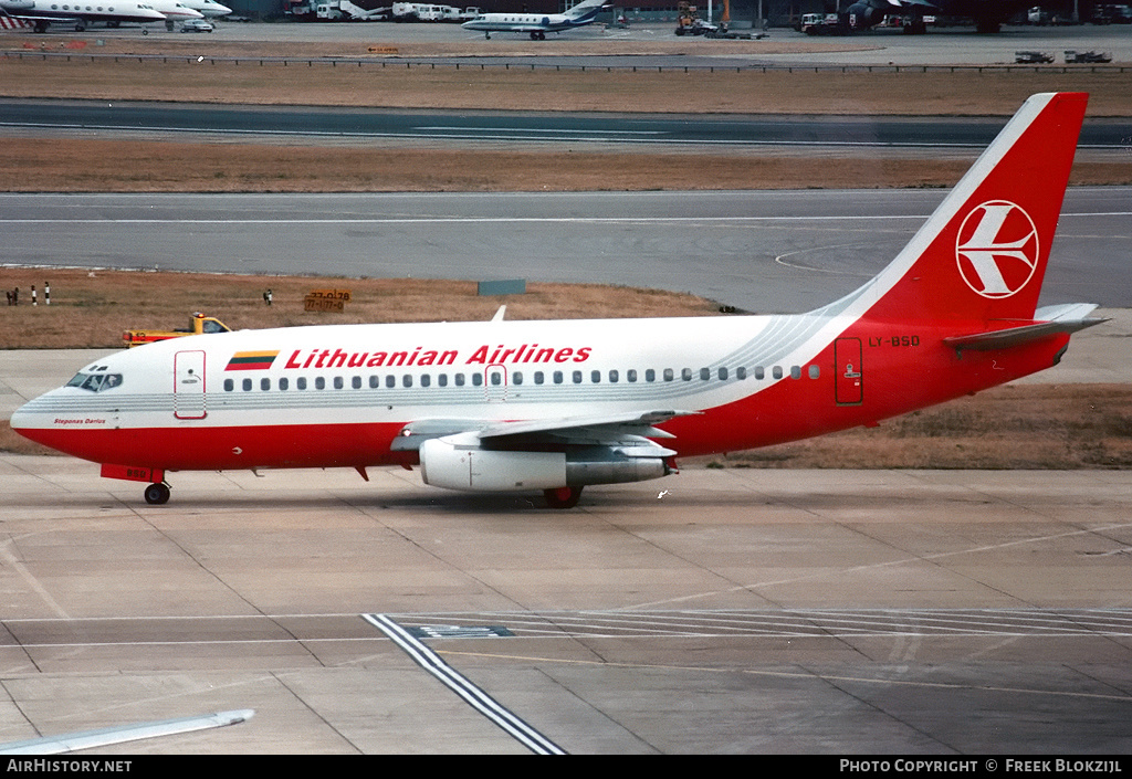 Aircraft Photo of LY-BSD | Boeing 737-2T4/Adv | Lithuanian Airlines | AirHistory.net #354679