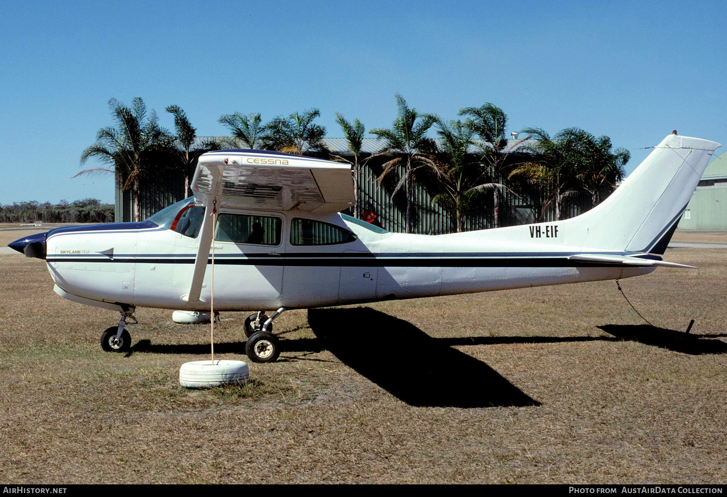 Aircraft Photo of VH-EIF | Cessna R182 Skylane RG | AirHistory.net #354739