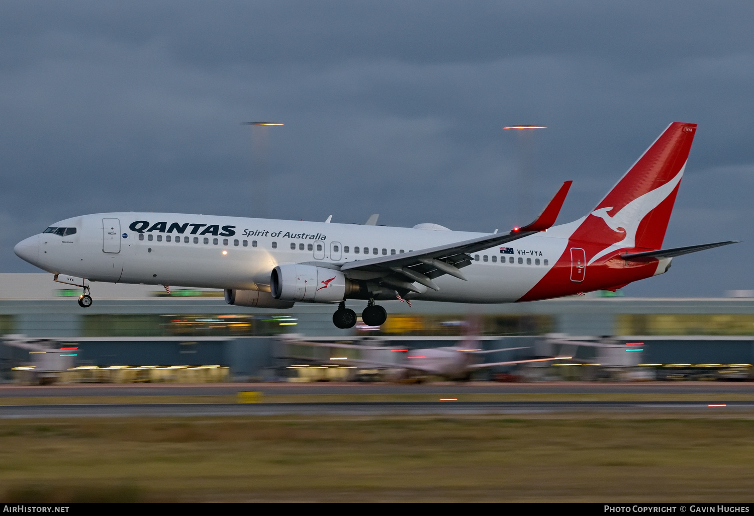 Aircraft Photo of VH-VYA | Boeing 737-838 | Qantas | AirHistory.net #354746