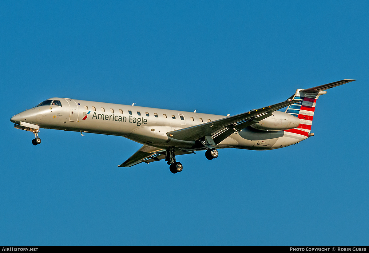 Aircraft Photo of N808AE | Embraer ERJ-140LR (EMB-135KL) | American Eagle | AirHistory.net #354766