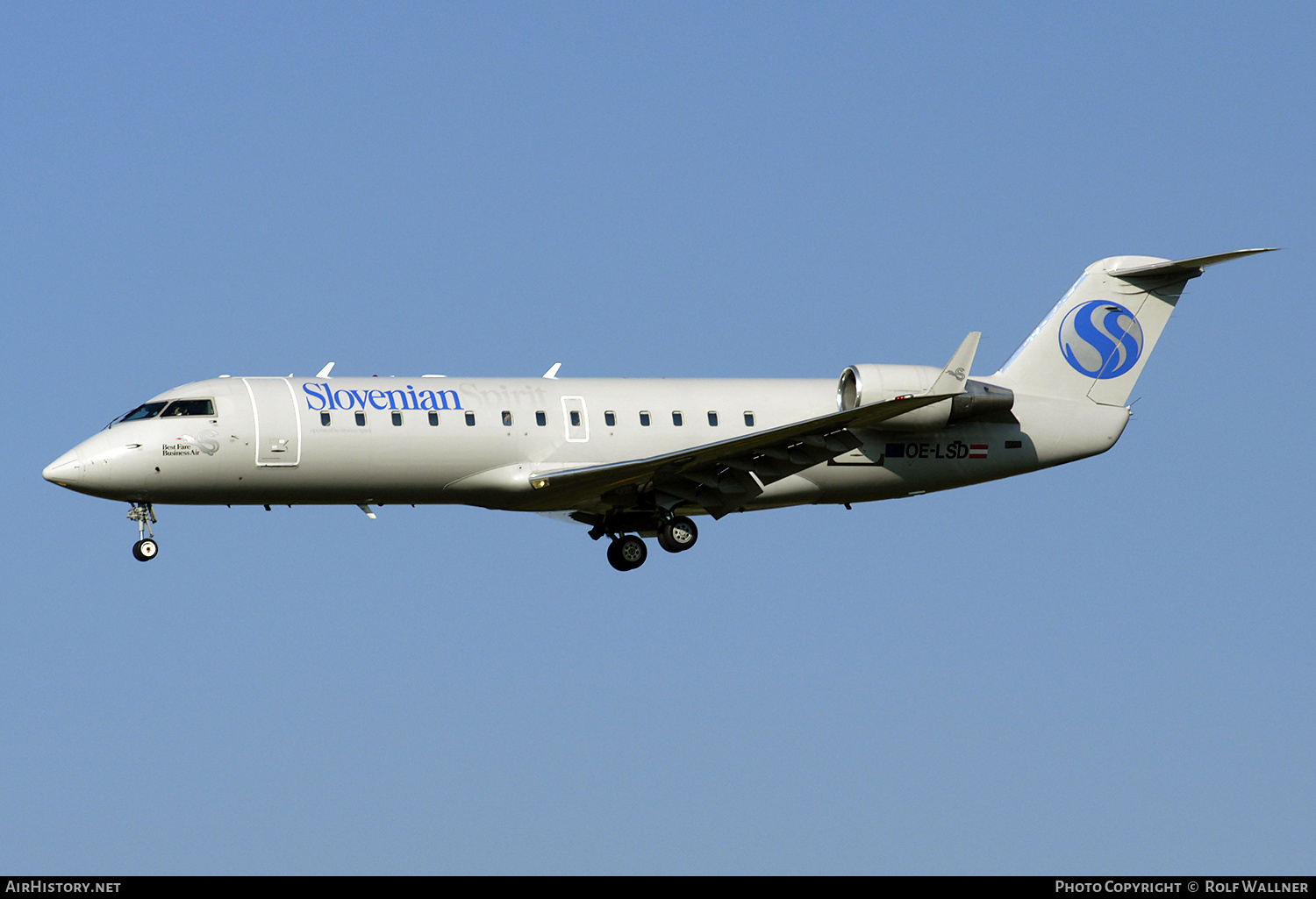 Aircraft Photo of OE-LSD | Bombardier CRJ-200LR (CL-600-2B19) | Slovenian Spirit | AirHistory.net #354799