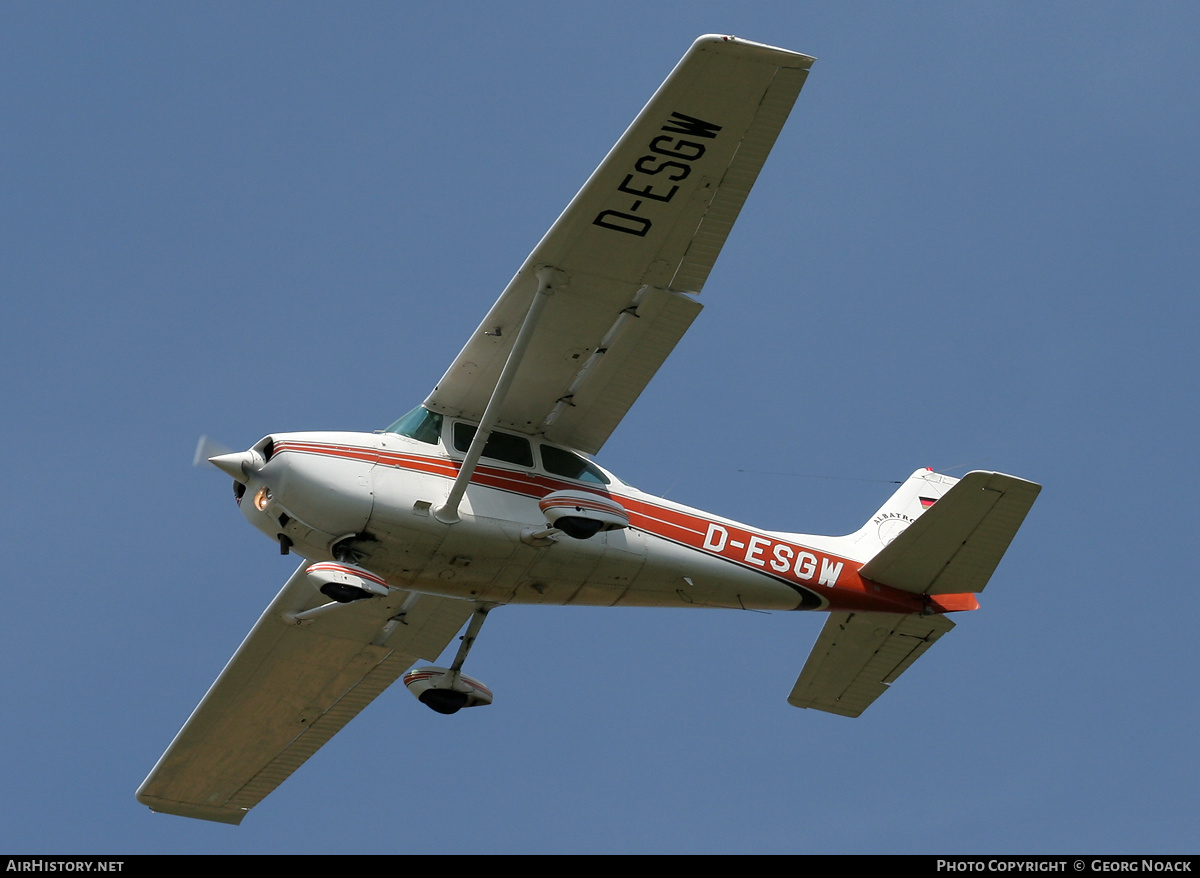 Aircraft Photo of D-ESGW | Cessna 172N Skyhawk | Albatros Flug | AirHistory.net #354831
