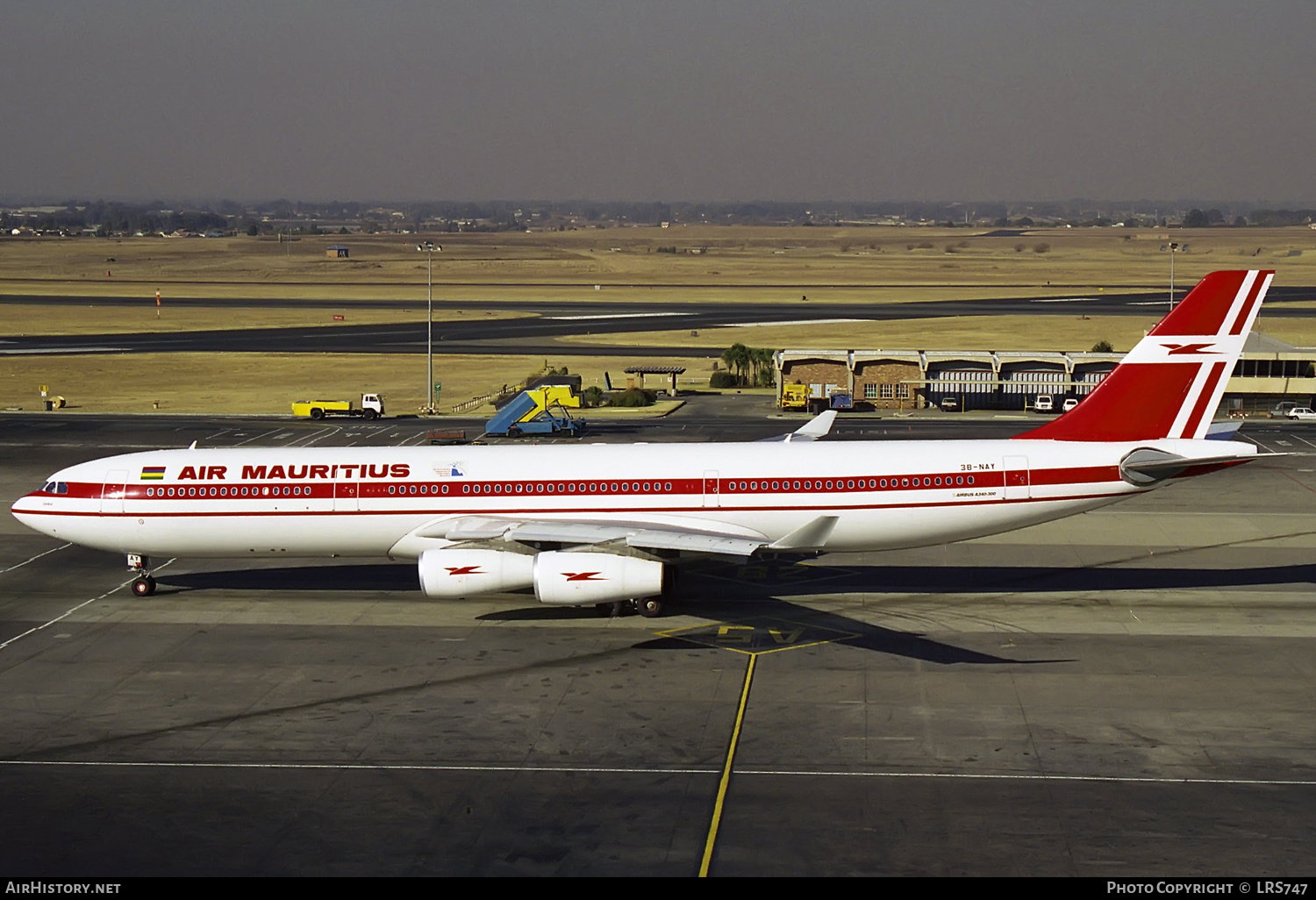 Aircraft Photo of 3B-NAY | Airbus A340-313 | Air Mauritius | AirHistory.net #354909