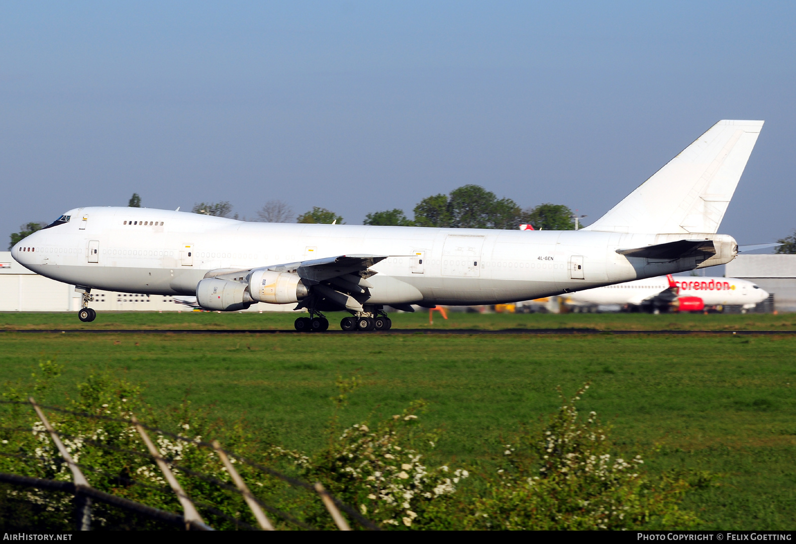 Aircraft Photo of 4L-GEN | Boeing 747-236F/SCD | AirHistory.net #355046